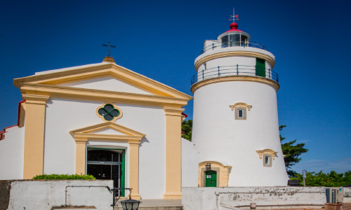 Guia Fortress, Chapel of Our Lady of the Snows and Lighthouse