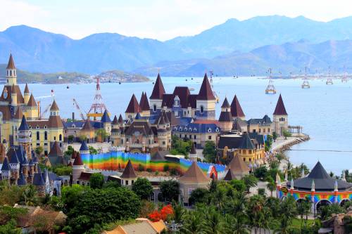 Vinpearl Land